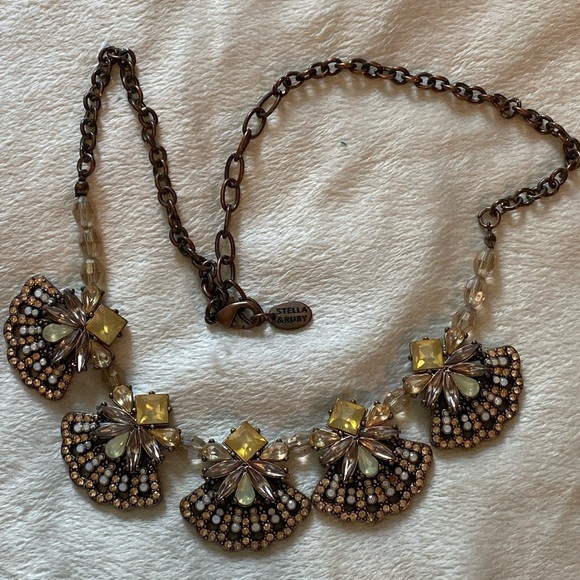 Stella & Ruby Vintage Yellow and Brown Fan Statement Necklace - Picture 1 of 5